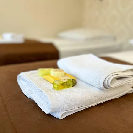 Globus Self-check In Краков