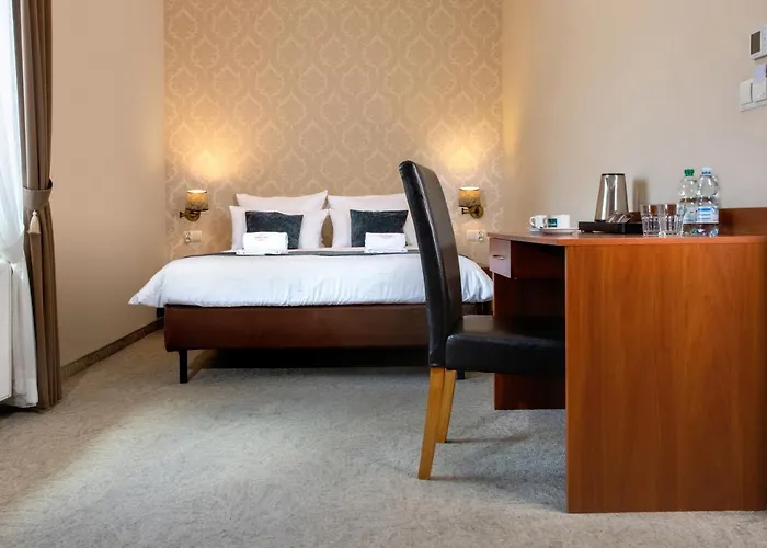 Globus Self-check In 3* קרקוב