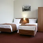Apart Otel Globus Self-check In Krakow