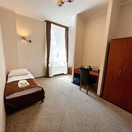 Globus Self Check-in Aparthotel 3*