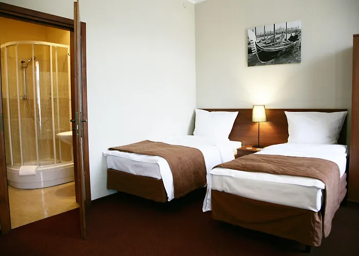 Globus Self-check In Апарт-отель 3*