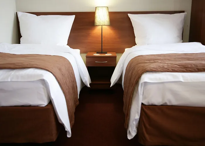 Globus Self-check In 3* Краков