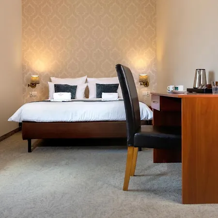 Globus Self-check In 3* Cracóvia