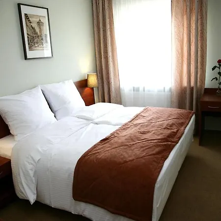 Globus Self-check In 3*