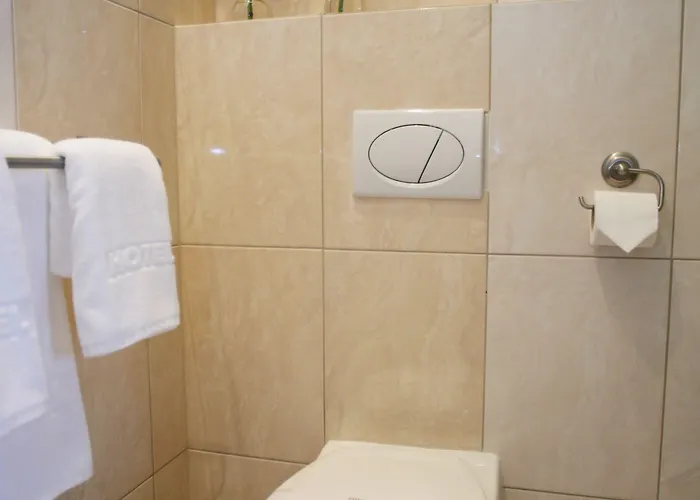 Hotel apartamentowy Globus Self-check In 3*