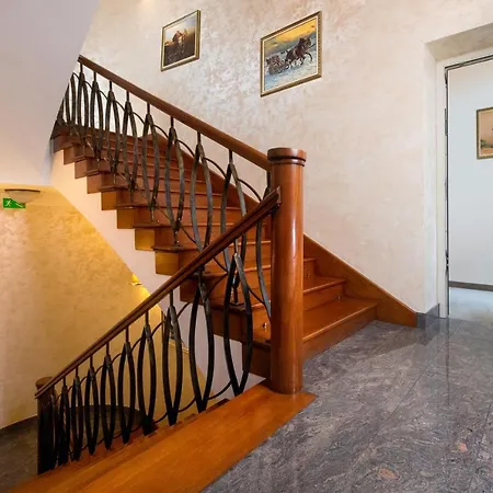 Globus Apartahotel Cracovia