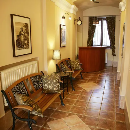 Globus 3* Cracovia