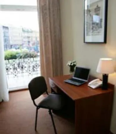 Apartahotel Globus 3*