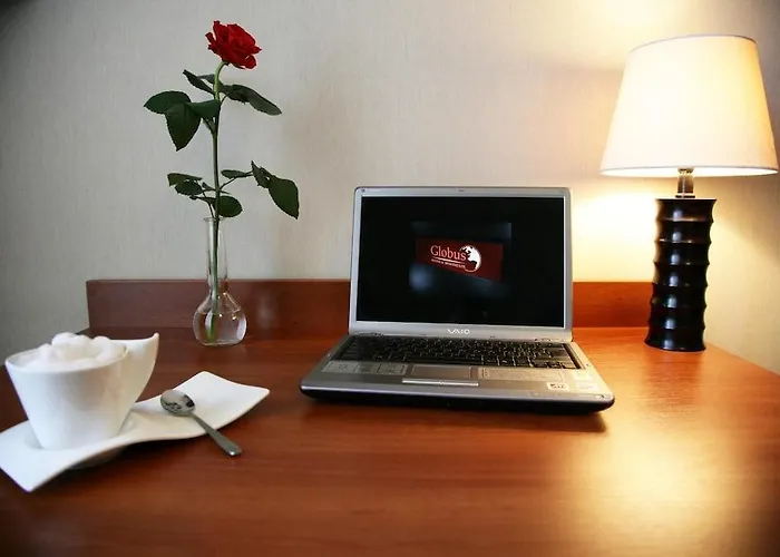 Globus Self-check In Краков